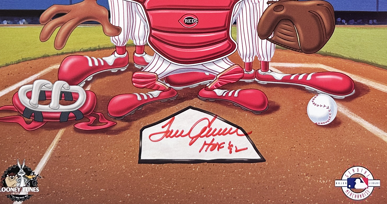 Tom Seaver Signed Cincinnati Reds Unframed 16x20 Looney Tunes MLB Photo with "HOF 92" Inscription - Red Ink - Image 2